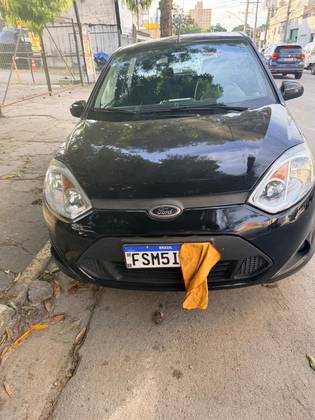 FORD FIESTA 1.0 ROCAM SE 8V FLEX 4P MANUAL FORD FIESTA 1.0 ROCAM SE 8V FLEX 4P MANUAL